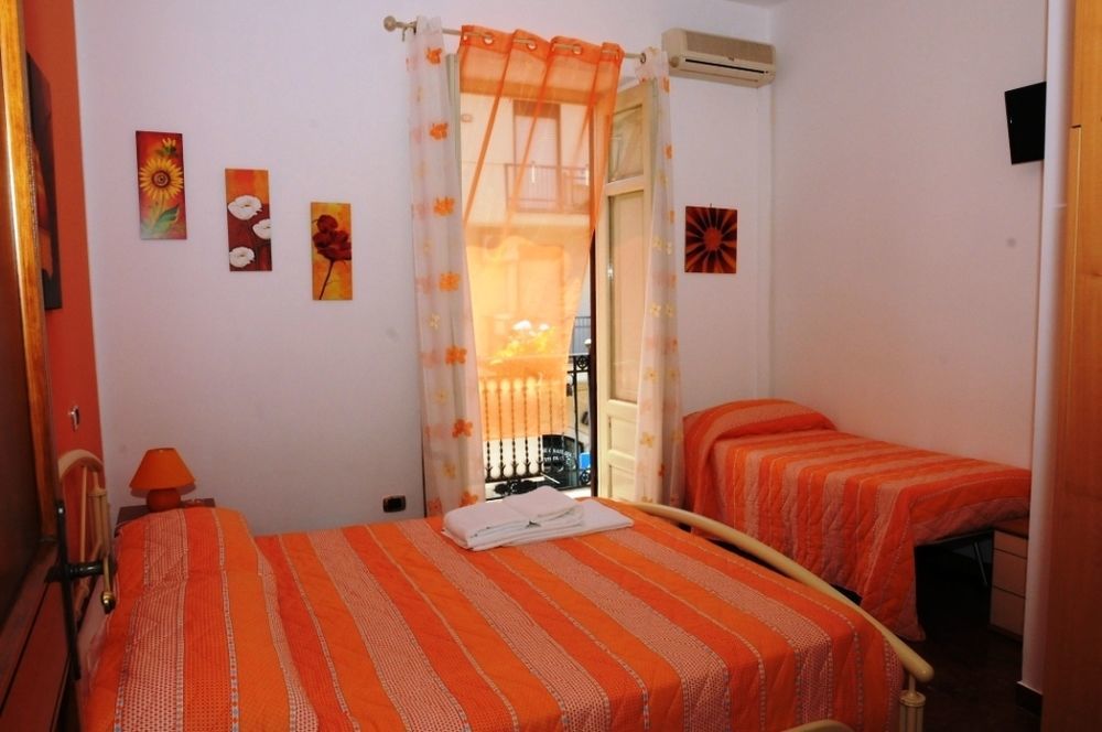 B&B Casa Orlando Terrasini Ngoại thất bức ảnh